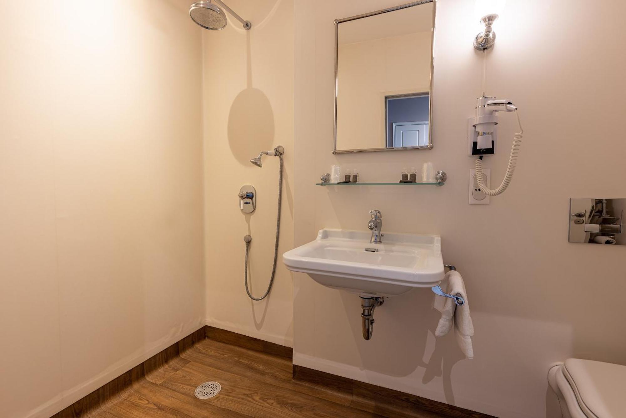 La Maison Blanche - Apparthotels De Charme Chic & Cosy A 350M Du Coeur De Ville De Limoges - Acces Autonome Room photo