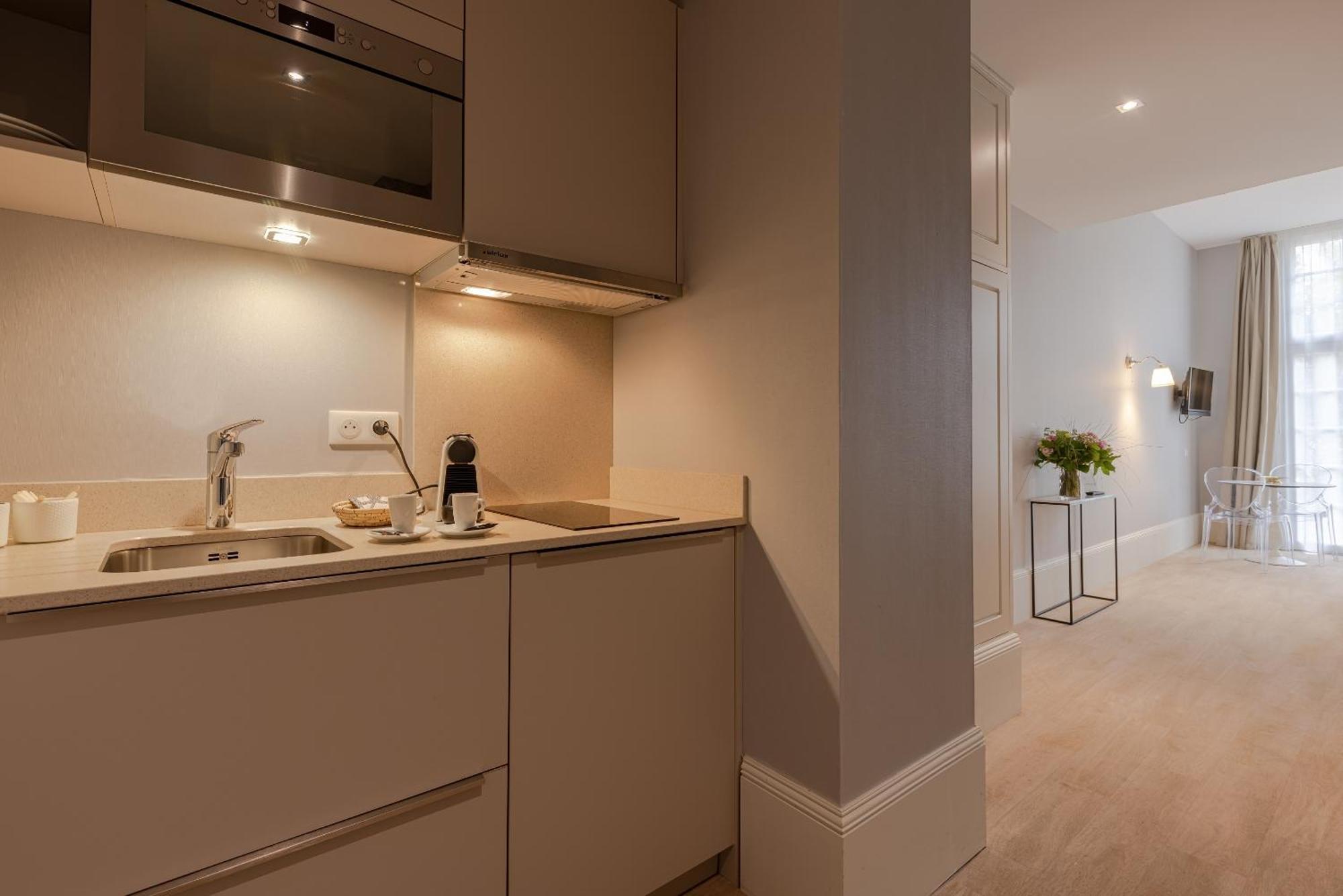 La Maison Blanche - Apparthotels De Charme Chic & Cosy A 350M Du Coeur De Ville De Limoges - Acces Autonome Room photo